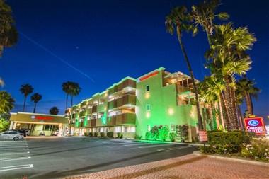 Comfort Inn and Suites Huntington Beach in Huntington Beach, CA