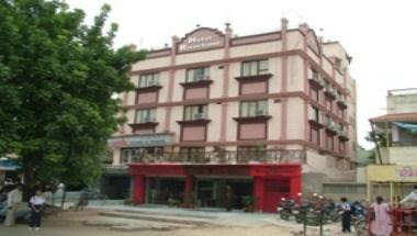 Hotel Riverfront in Ahmedabad, IN
