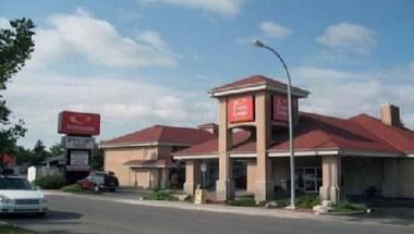 Econo Lodge  Inn and Suites in Lethbridge, AB