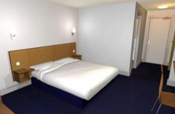 Travelodge Kinross M90 Hotel in Kinross, GB2