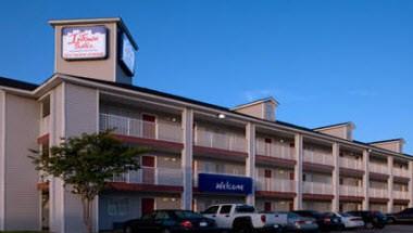 InTown Suites - Charlotte Southeast in Matthews, NC