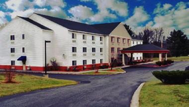 Best Western Plus Berkshire Hills Inn & Suites in Pittsfield, MA