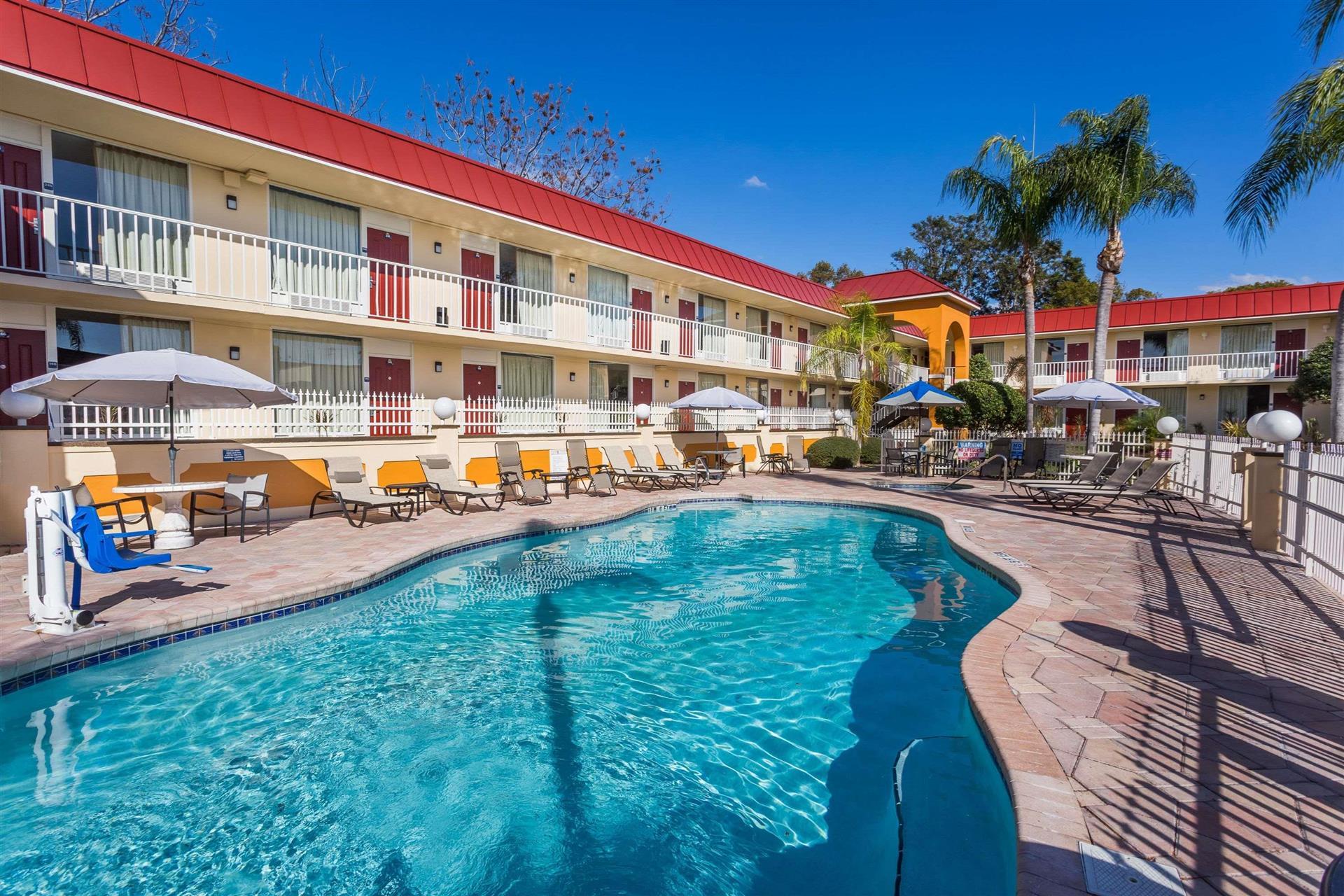 Days Inn & Suites by Wyndham Port Richey in Port Richey, FL