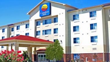 Comfort Inn and Suites Oklahoma City West - I-40 in Oklahoma City, OK