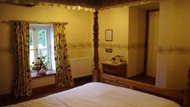 The Marton Arms Hotel in Carnforth, GB1