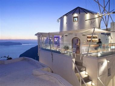 Mill Houses Studios & Suites in Santorini, GR