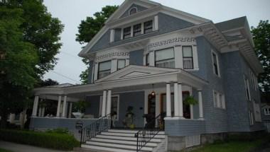 Circular Manor Bed And Breakfast in Saratoga Springs, NY