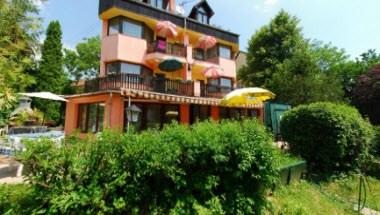 Lillafuered Kapuja Mini Hotel Etterem in Miskolc, HU