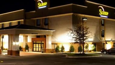 Sleep Inn and Suites Harbour Pointe in Midlothian, VA