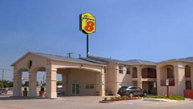 Super 8 by Wyndham Forney/East Dallas in Forney, TX