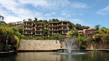 Clarion Suites Roatan at Pineapple Villas in French Harbour, Roatan, HN