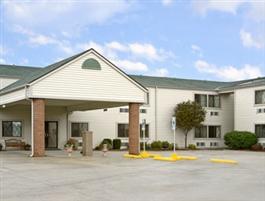 Baymont by Wyndham Decatur in Decatur, IL