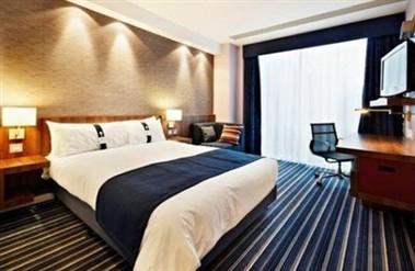 Holiday Inn Express Amsterdam-Schiphol in Hoofddorp, NL