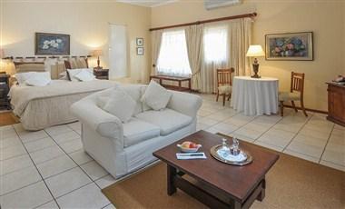 Cosmos Cuisine Guest House in Addo, ZA