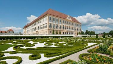 Schloss Hof in Engelhartstetten, AT