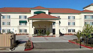 La Quinta Inn & Suites by Wyndham Visalia/Sequoia Gateway in Visalia, CA