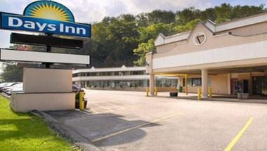 Days Inn by Wyndham Pittsburgh in Pittsburgh, PA