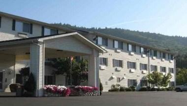 La Quinta Inn & Suites by Wyndham Grants Pass in Grants Pass, OR