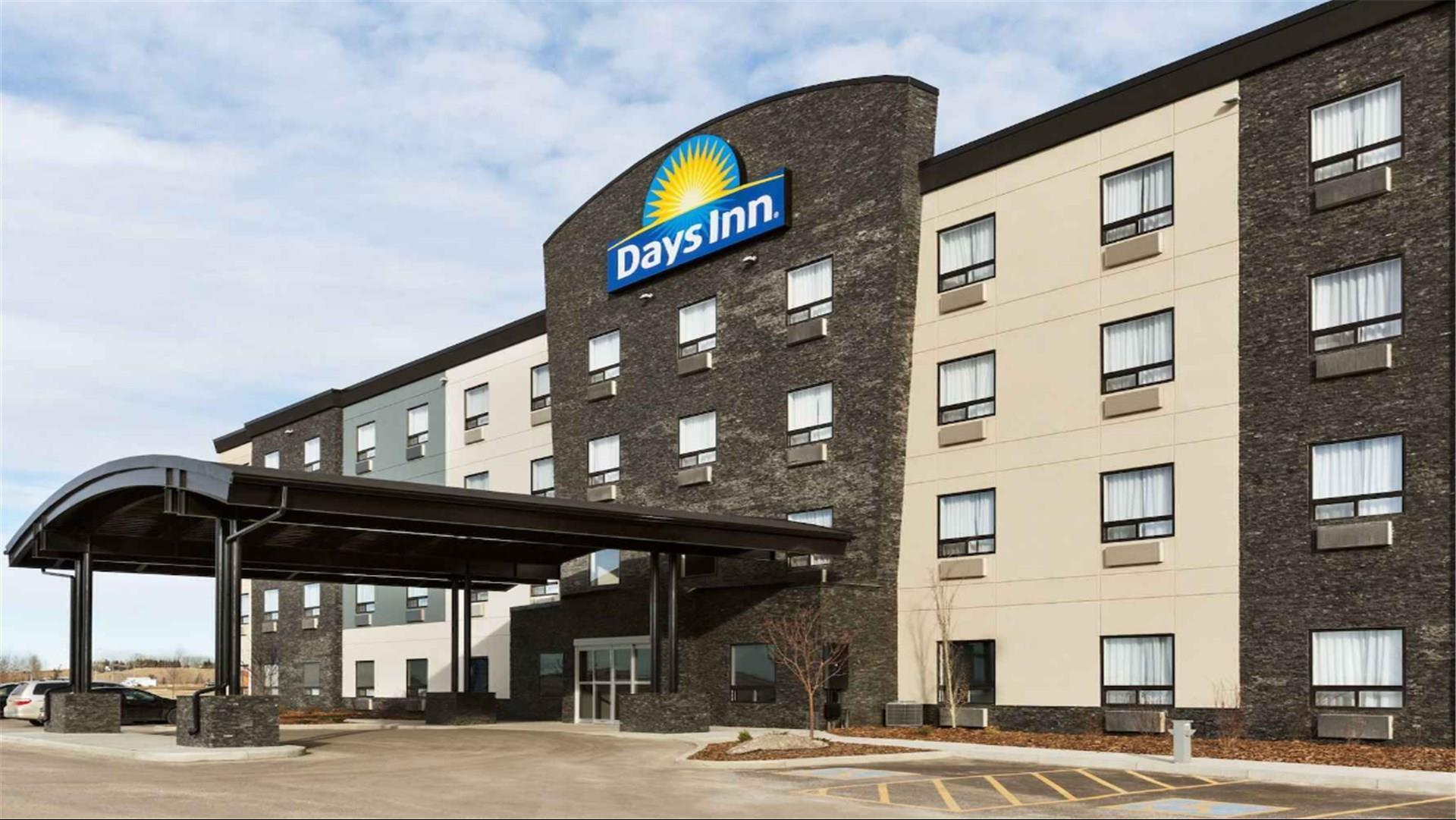 Days Inn by Wyndham Calgary North Balzac in Calgary, AB