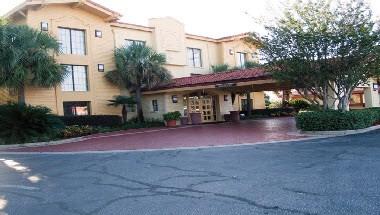 La Quinta Inn by Wyndham Pensacola in Pensacola, FL