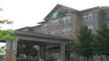 Holiday Inn Express & Suites Chicago West-Roselle in Roselle, IL