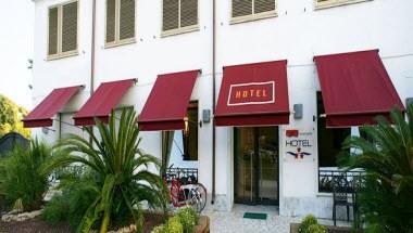 Hotel Tenda Rossa in Carrara, IT