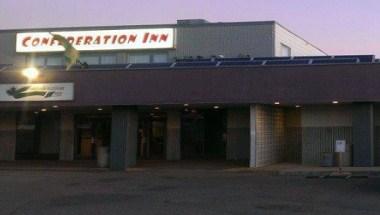 Confederation Inn in Saskatoon, SK