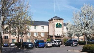 La Quinta Inn & Suites by Wyndham Boise Airport in Boise, ID