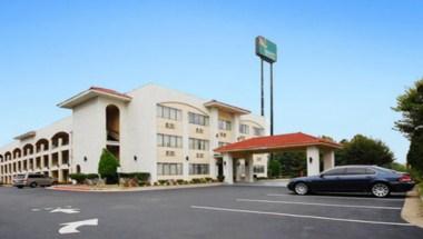 Quality Inn and Suites Southlake in Morrow, GA