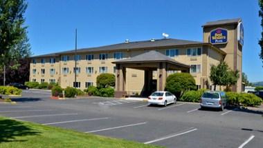 Best Western Plus Cascade Inn & Suites in Troutdale, OR