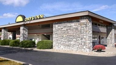 Days Inn by Wyndham Pittsburgh-Harmarville in Pittsburgh, PA