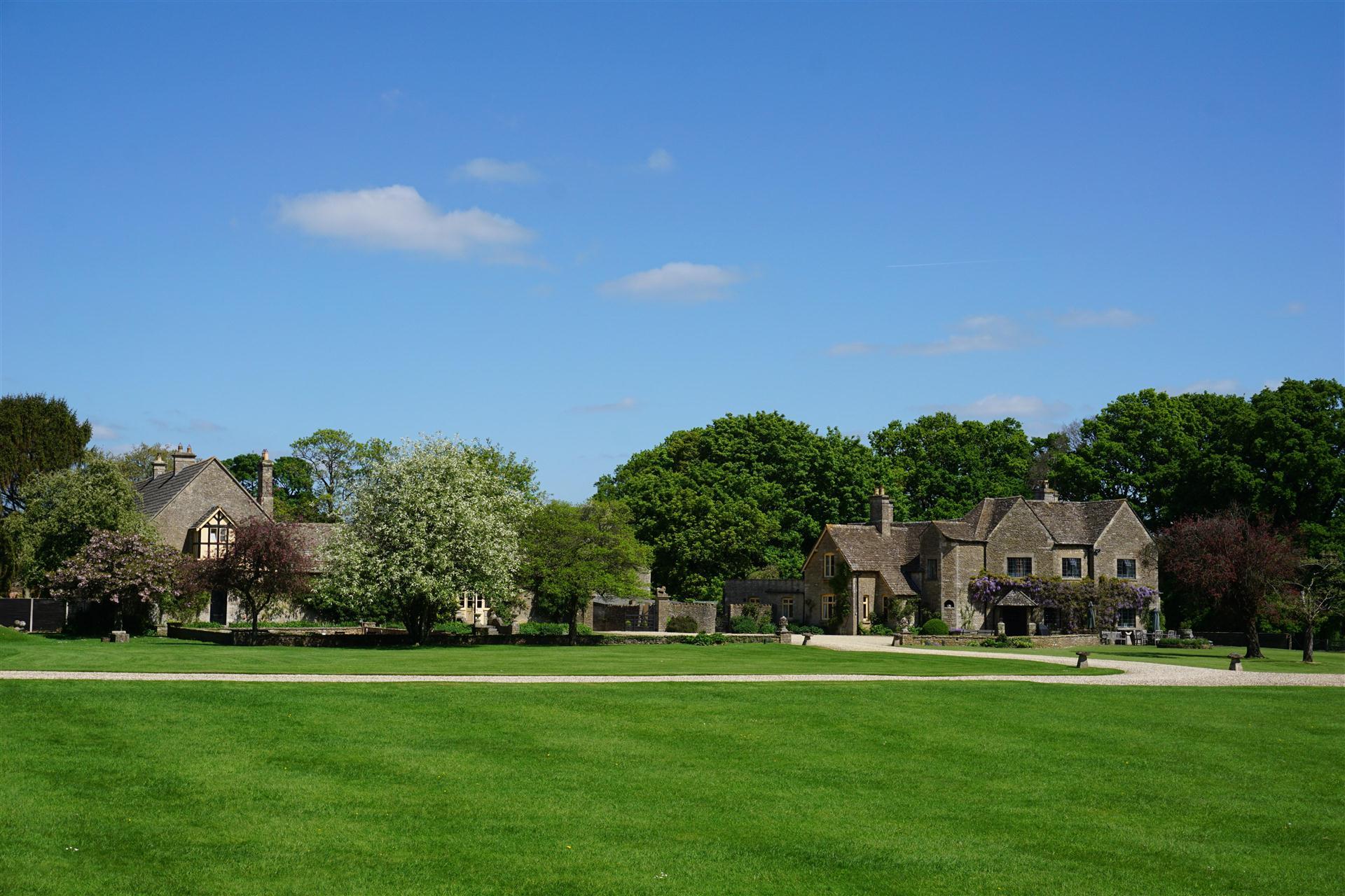 Pinkney Park in Malmesbury, GB1