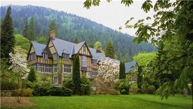 Blaylock’s Mansion in Nelson, BC