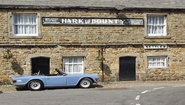 Hark to Bounty Inn in Clitheroe, GB1