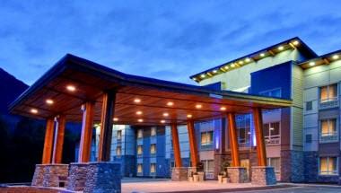 Sandman Hotel & Suites Squamish, British Columbia in Squamish, BC