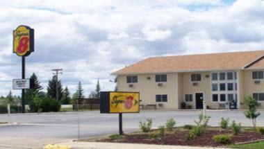 Super 8 by Wyndham Lewistown in Lewistown, MT