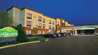 La Quinta Inn & Suites by Wyndham Mt. Laurel - Philadelphia in Mt. Laurel, NJ