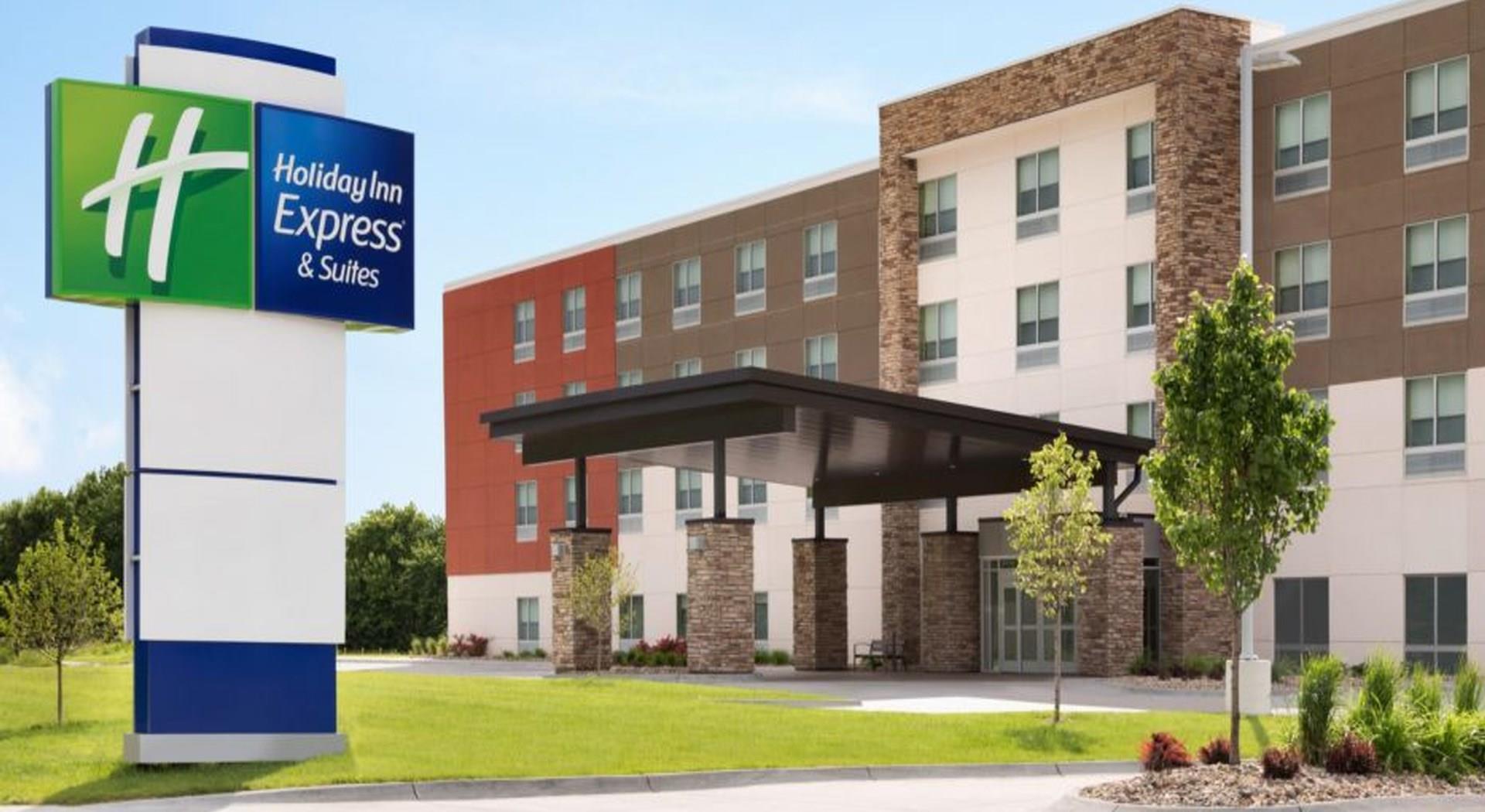 Holiday Inn Express Chelmsford in Chelmsford, MA