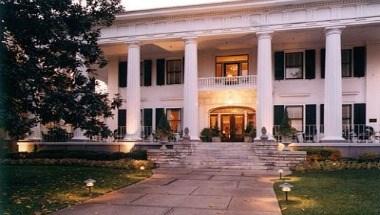 1842 Inn in Macon, GA