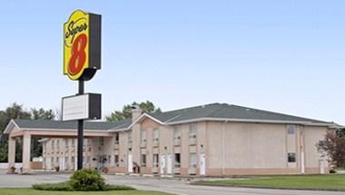 Super 8 by Wyndham Taber AB in Taber, AB