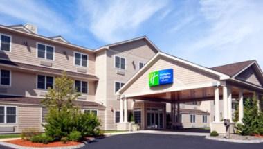 Holiday Inn Express Hotel & Suites Hampton South-Seabrook in Seabrook, NH