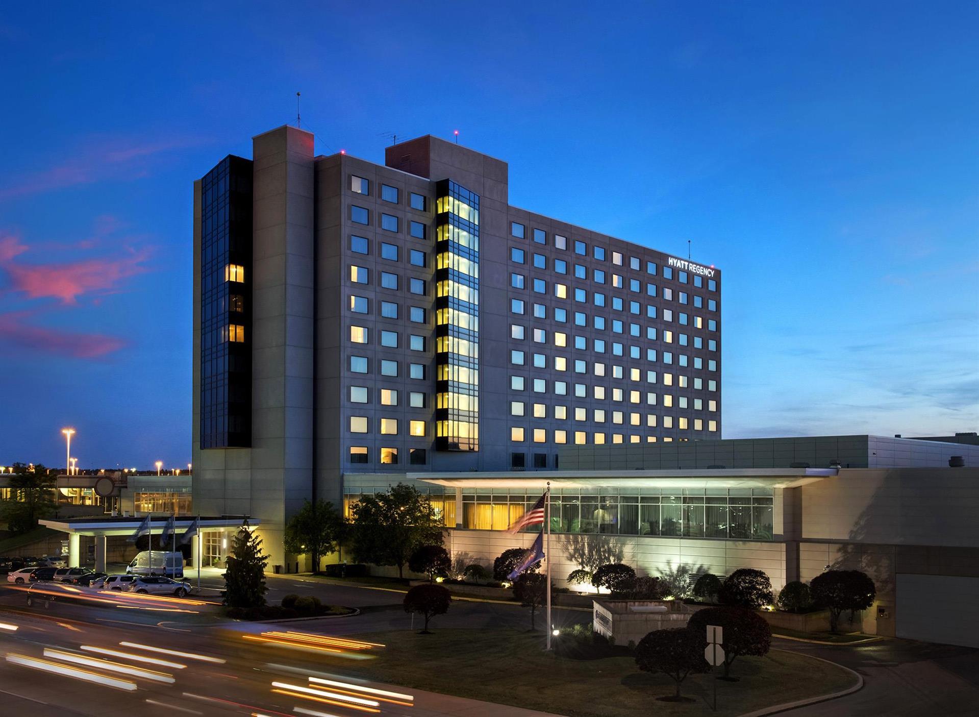 Hyatt Regency Pittsburgh Intl Airport in Pittsburgh, PA