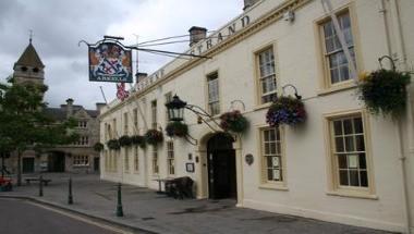 Lansdowne Strand Hotel in Calne, GB1