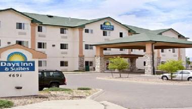 Days Inn & Suites by Wyndham Castle Rock in Castle Rock, CO