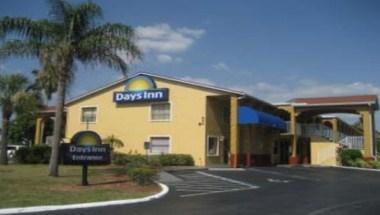 Days Inn by Wyndham Bradenton I-75 in Bradenton, FL