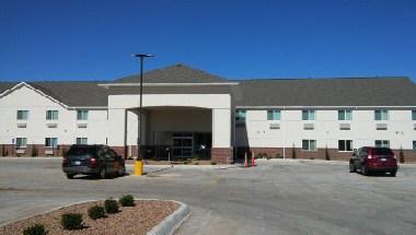 Days Inn & Suites by Wyndham El Dorado in El Dorado, KS