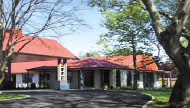 Oak Estate Motor Lodge and Conference Centre in Greytown, NZ