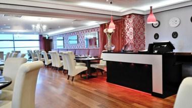 The Balmoral in Newry, GB4