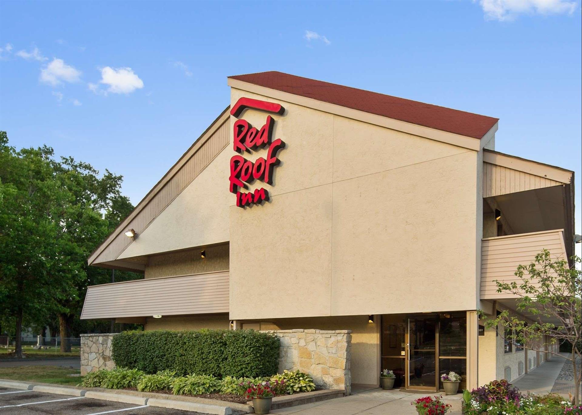 Red Roof Inn Detroit - Roseville/ St Clair Shores in Roseville, MI