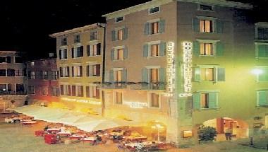 Hotel Portici in Riva del Garda, IT